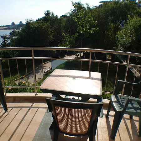 View Διαμέρισμα Νεσέμπαρ